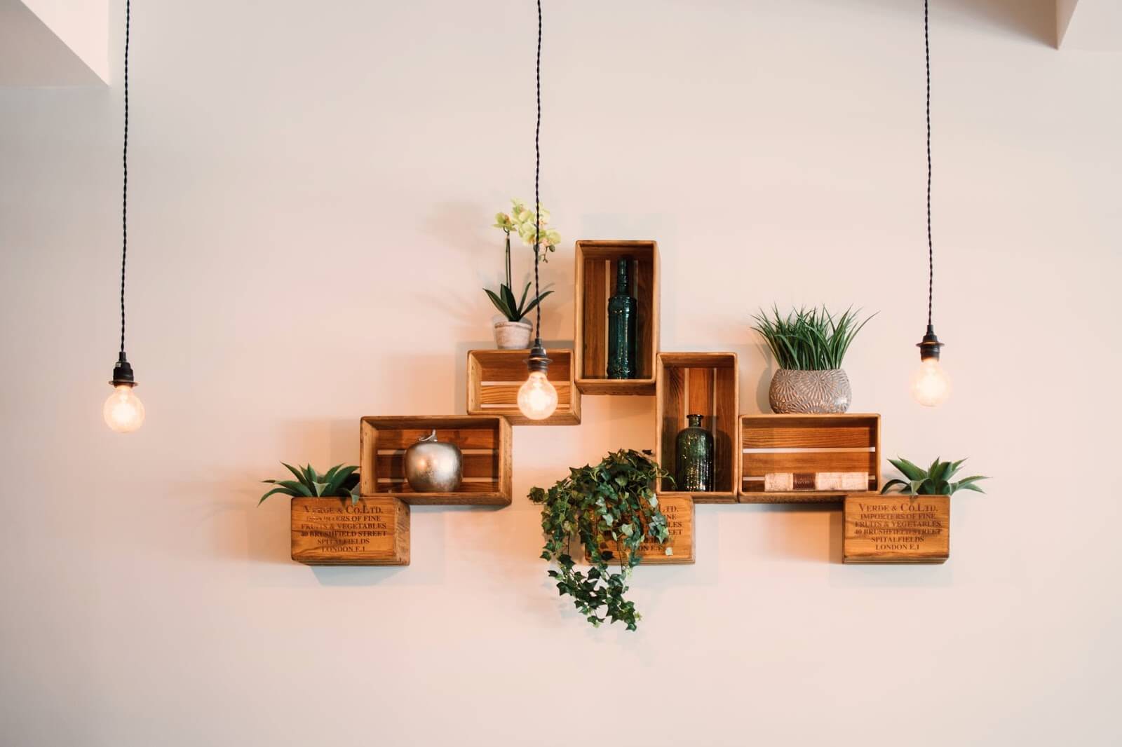 How To Use Floating Shelves Decorate, How To Place Floating Shelves