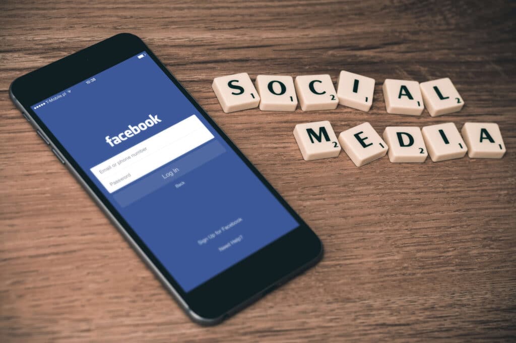 Social media can multiply your chances of finding a subletter!